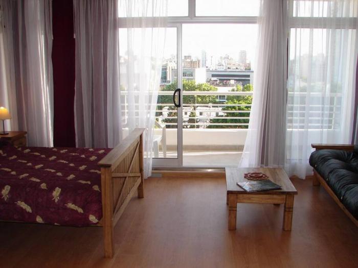 Apartamento para 2 personas moderno, balcon a la calle