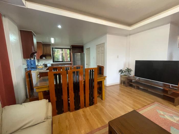 2nd Floor- 3BR camp John Hay Unit For Rent