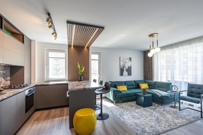 Urban Plaza Mountain View Luxury Retreat