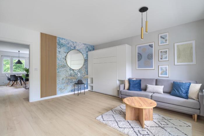 Blue Morpho Piątkowo Apartment by BookingHost