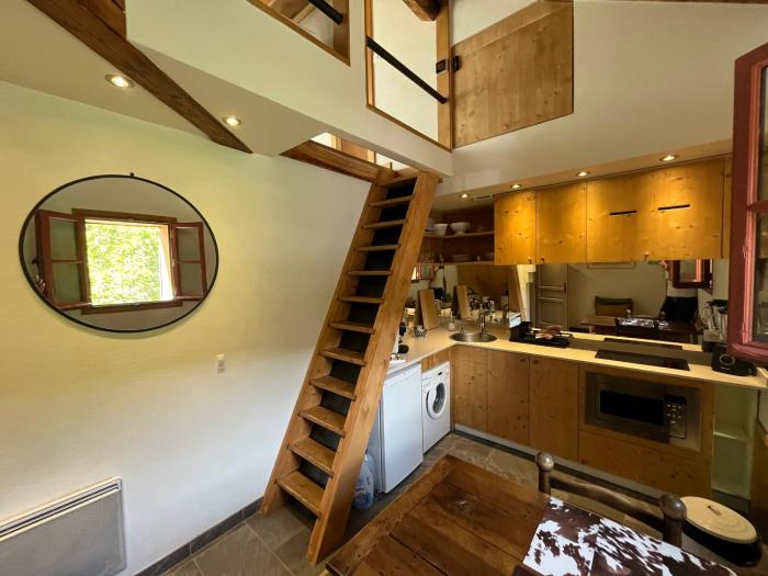 un nid sous les toits