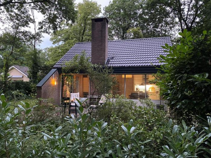 Forest House in Appelscha near National Parks