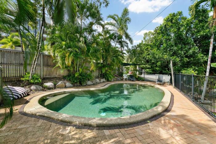 Tropical Cove at Trinity Beach with Lagoon Pool