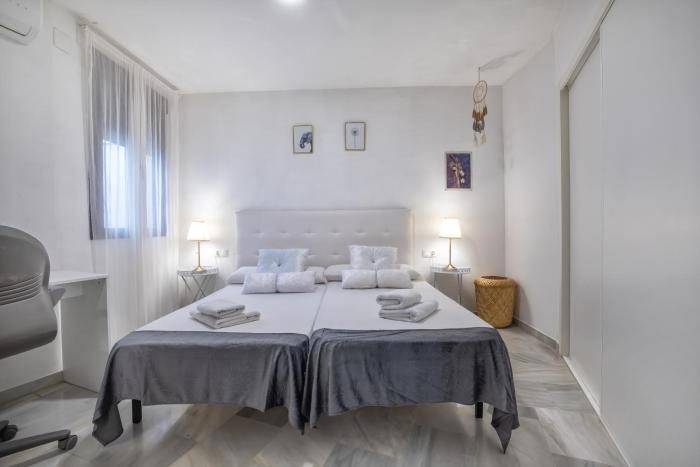 Encanto en la Judería: Apartamento con Patio