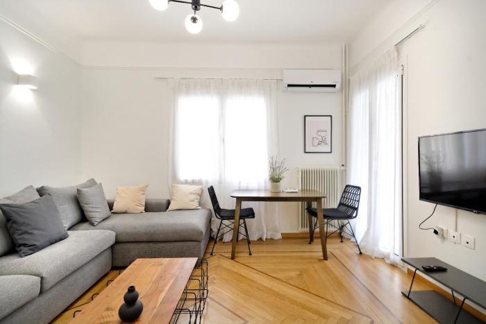 Athens Urban Heaven- Close to the metro