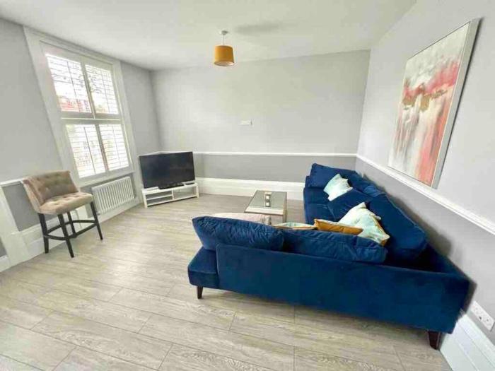 Stunning 2 bedroom ground floor Apartment