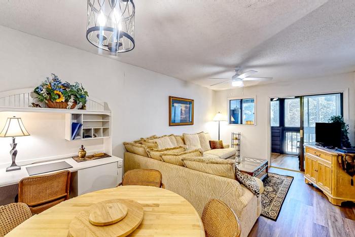 Spa on Port Royal Sound 2219