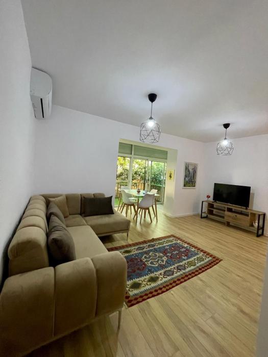 Elmas Apartament Center of Tirana