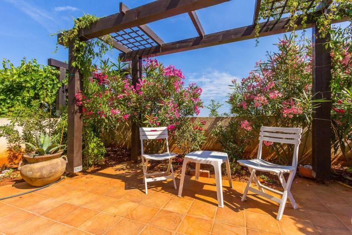 Komfortable Ferienwohnung mit Balkon und Meerblick