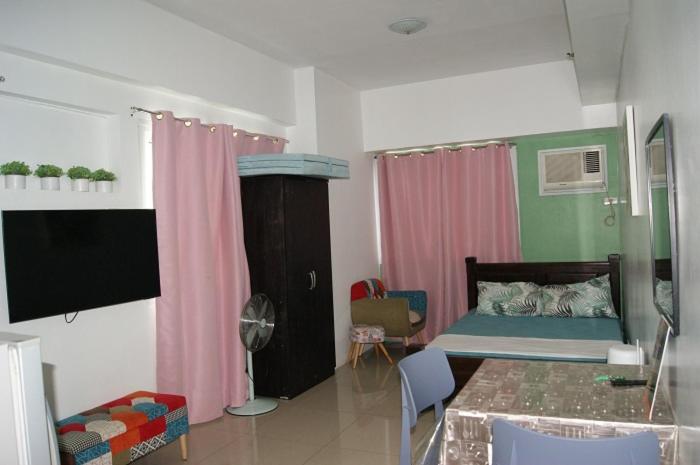 The Beacon Makati by mvmtransient