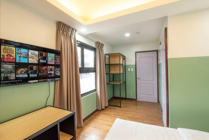 St. Marvin Studio Makati M206