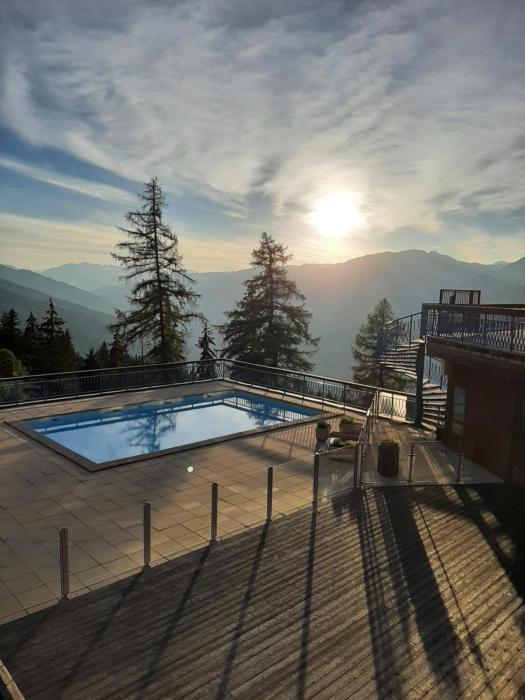 RESIDENCE LE RUITOR Duplex dernier étage vue panoramique classé 4 Cristaux Paradiski Piscine privée chauffée en ETE