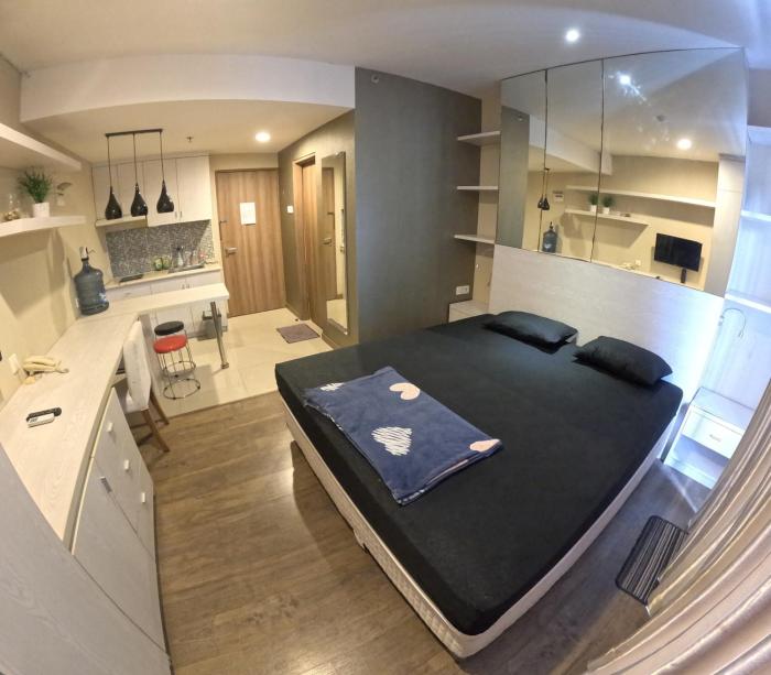 Student Park 530 by We Stay