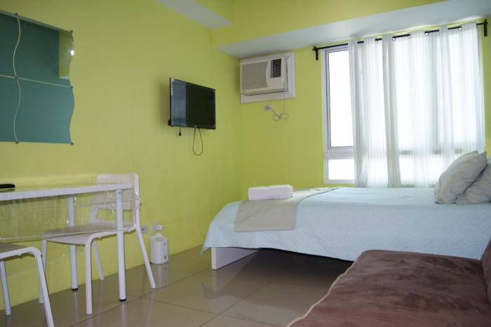 The Beacon Makati by mvmtransient