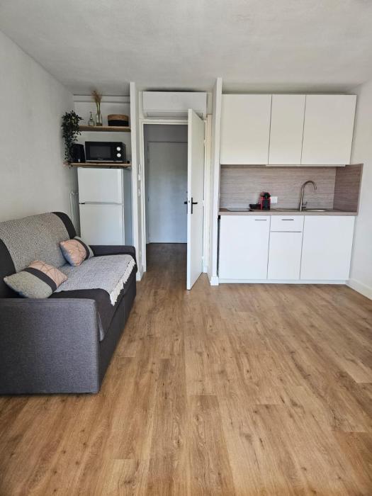 Studio Le Santa-Maria - Fréjus Plage - Tout à pied - Clim - Parking - WIFI - Tout confort