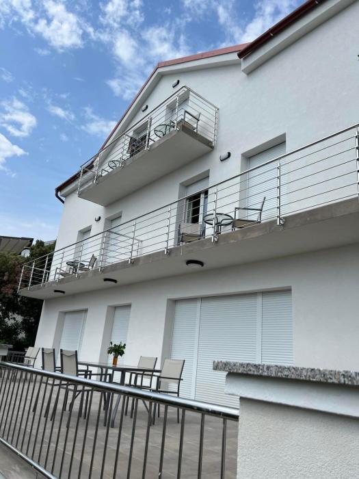 Villa Laki Rab Studio App Teras