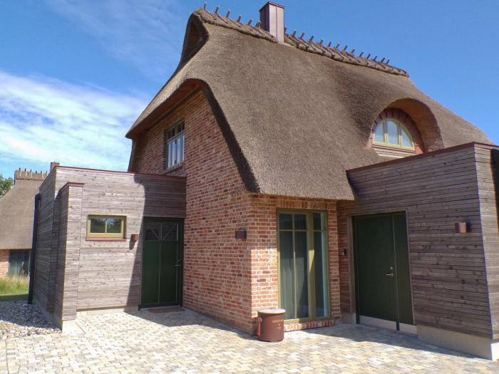 Reetdorf Geltinger Birk Künstlerkate Wetterleuchten