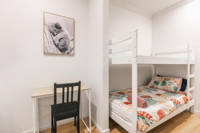 Modern Share house, Tranquil small room, 4km to beach