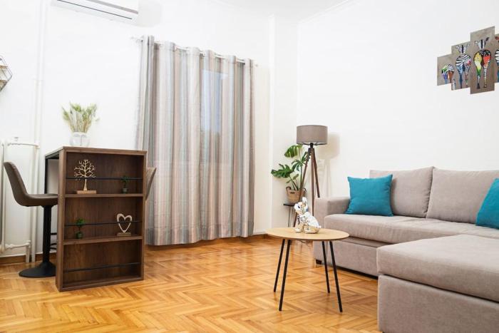 Athens Acropolis Nest