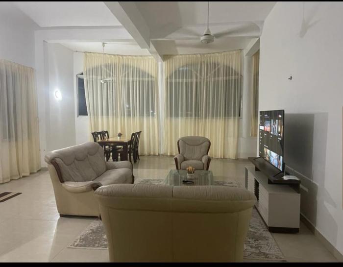Lux Suites Mkomani Beachfront Apartment
