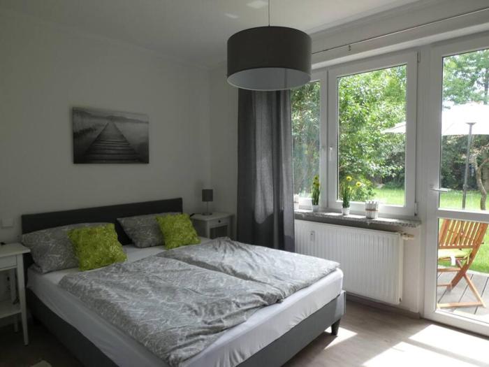 Ruhiges Garten-Studio CHIARA Gstadt Läufers Chiemsee Holiday Home