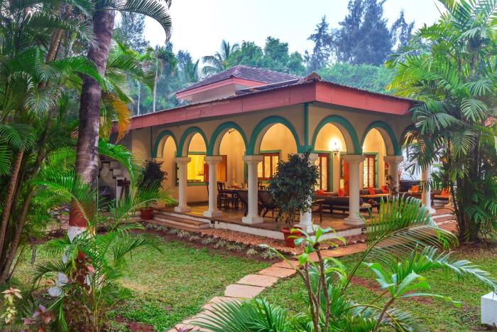 SaffronStays Aquamarina - 3BR Mediterranean style beachfront villa with pool, lawns & seafood dining near Nagaon Beach