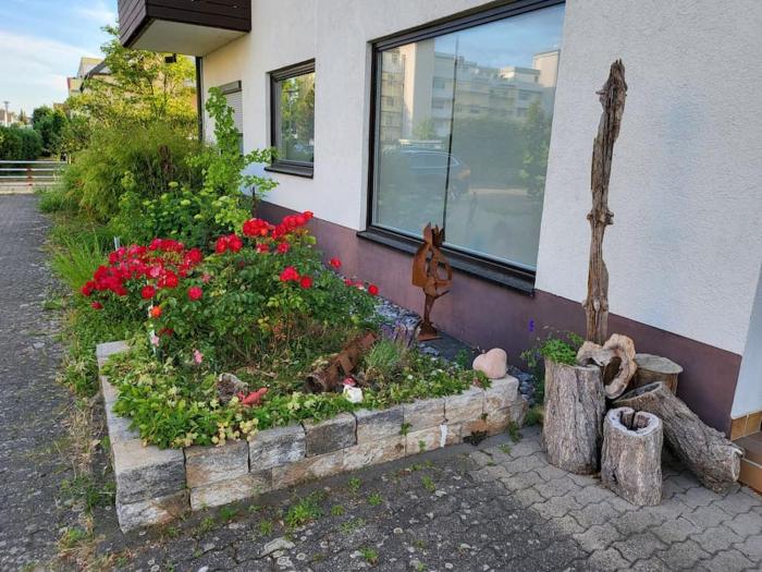 Moderne 2 Zimmerwohnung Eggensteinnähe KIT Nord
