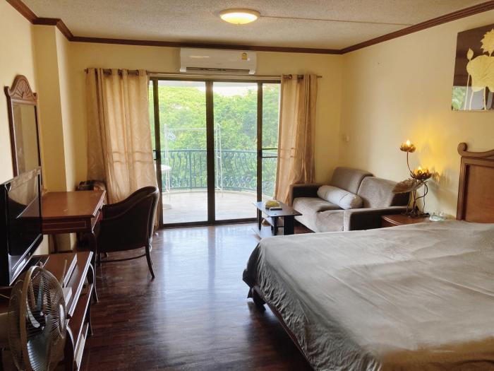 Lanna condo Chiangmai near by maya nimman road