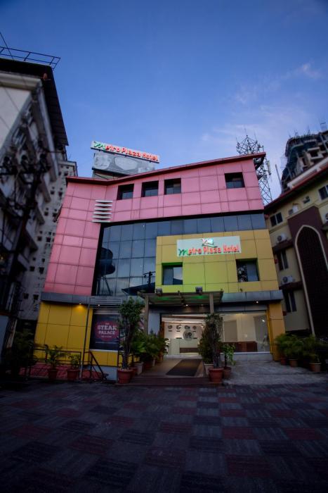 Metro Plaza Hotel by RAK Rooms, Mangaluru