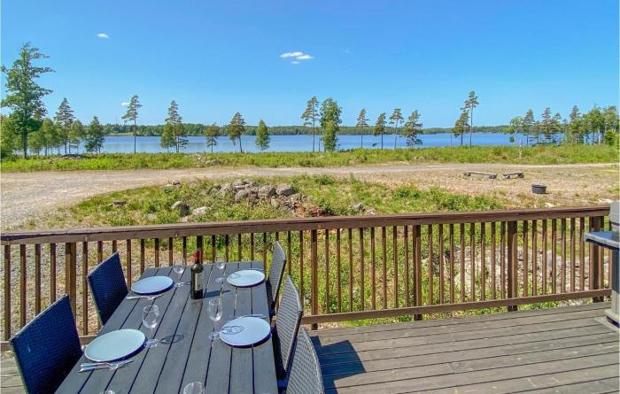 Gorgeous Home In Unnaryd With Wifi