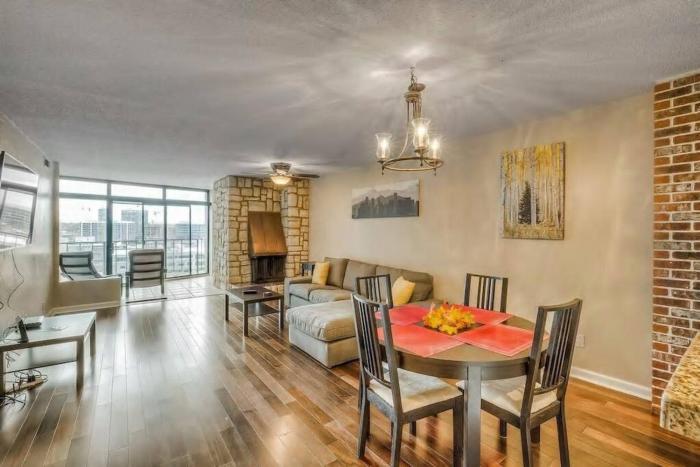 2 BR Condo Heart of LoDo wGreat ViewAmenities