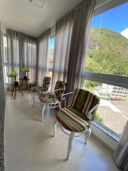 Apartamento completo no centro de Domingos Martins