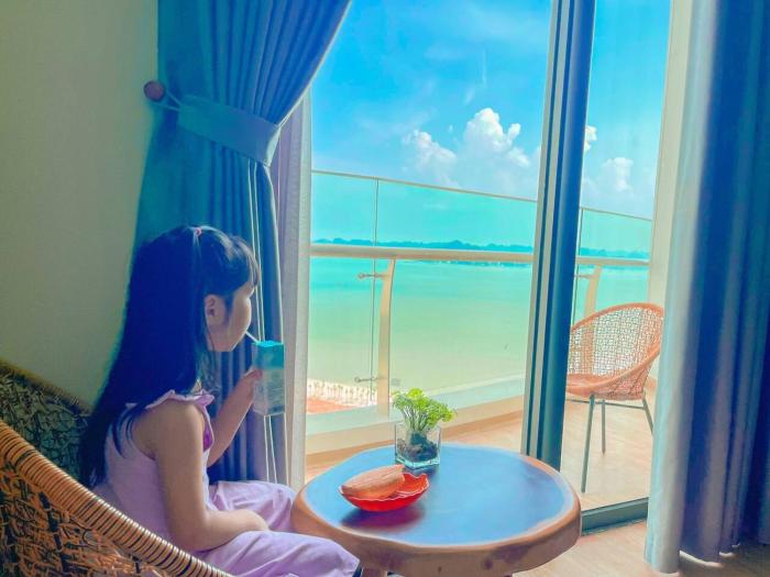 The Sandy Homestay - BayScape View - Citadines Marina Ha Long