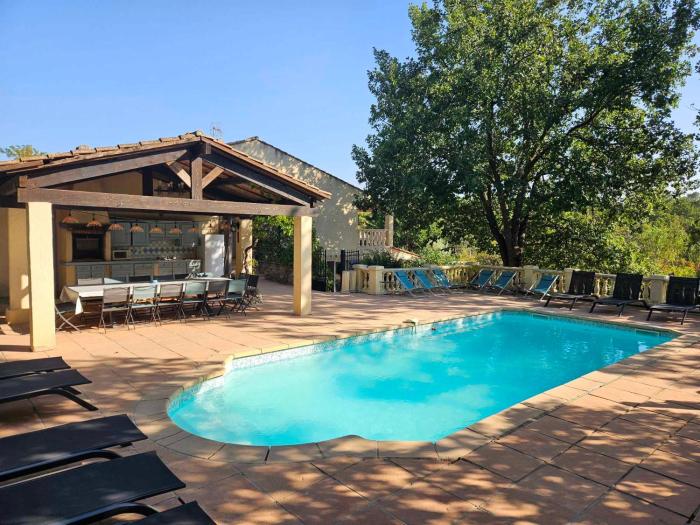 Lescale au soleil 2 à 16 personnes