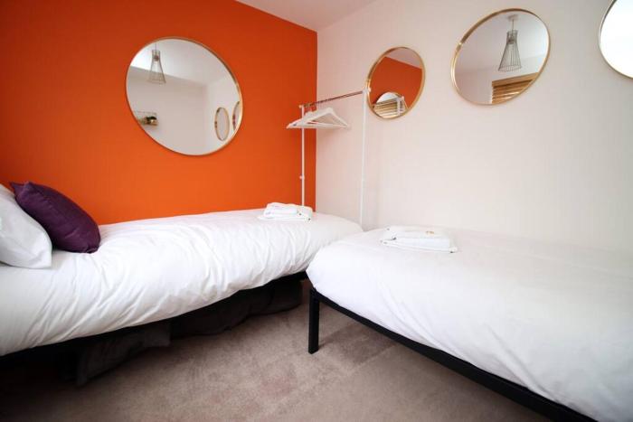 Bridge View Studio by Tŷ SA