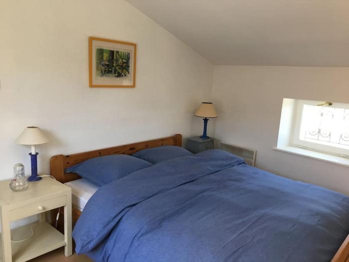 Classé 2 étoiles - 3 chambres - Appartement Douillet au bord du Quai De Londres dans le cœur de la ville de VERDUN - Géré par Presta-ZenServices
