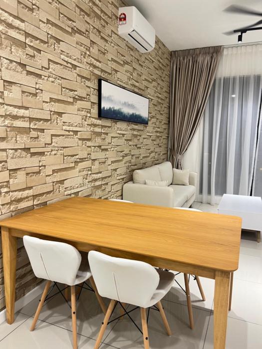 MuciHOME Clio 3R2B, Putrajaya Condo Near to IOI City Mall, Alamanda, Hospital Serdang, KRU Wetland Studio KRU- Non Smoking Home for Malaysia, Singapore & Brunei guests Only
