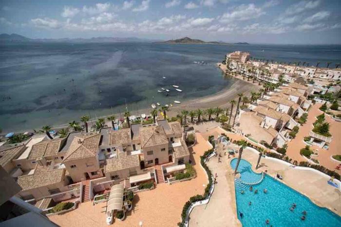 Renovated apartment in La Manga with great sunset