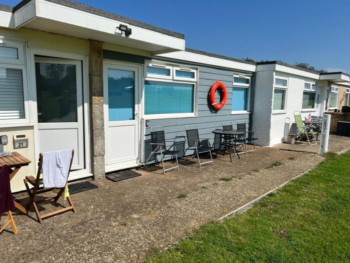 2 Bedroom Chalet SB22, Sandown Bay, Isle of Wight, Dog Friendly
