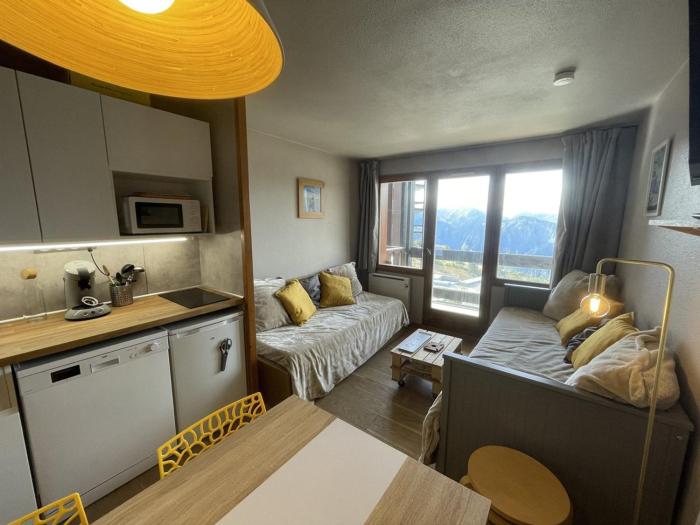 Studio 4 pers, Quartier des Jeux, Alpe dHuez - Balcon exposé Sud, proche pistes et commerces - FR-1-405-225