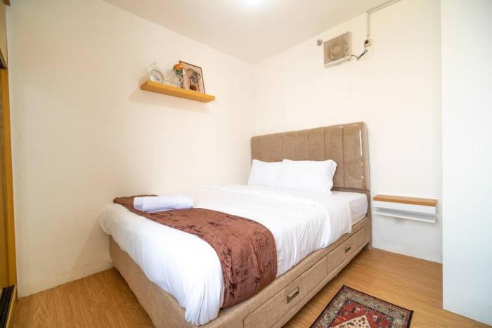 Elegance 2BR @ Bassura City East Jakarta Netflix