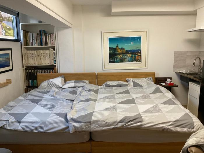 Gallery Compass- Art Apartments Osaka with Breakfast Free Parking