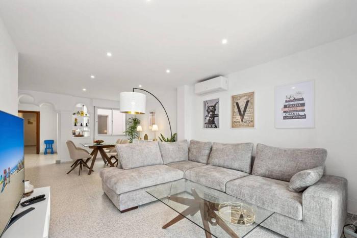 Fuengirola plein centre, 100 m de la plage !