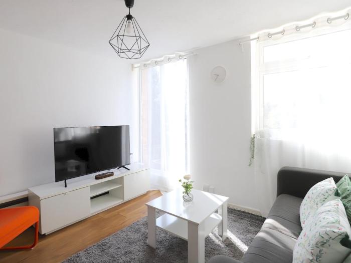 Headington 4BR Home Parking and Garden Oxford - Pass the Keys