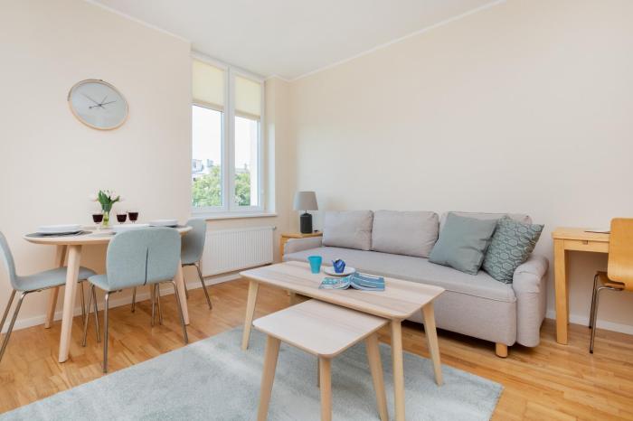 Remote Work Friendly Apartment with 1 Bedroom in Gdańsk Wrzeszcz by Renters
