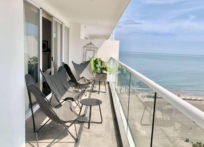 12 personas en Morros apto familiar frente al mar Cartagena 4 hab playa piscina