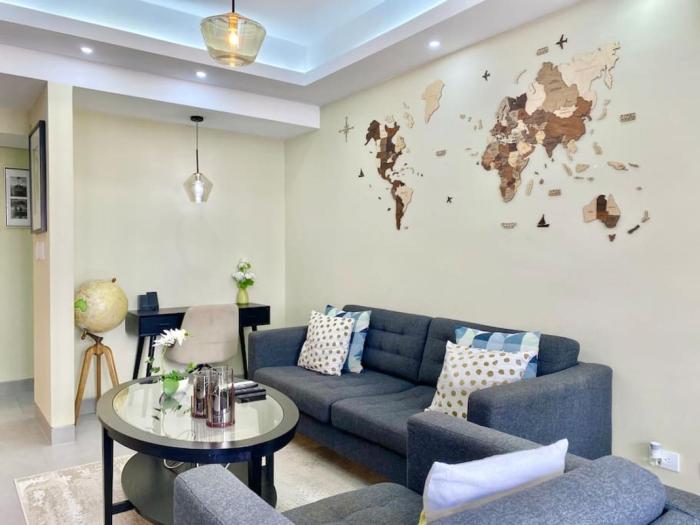 Cozy City Center Condo, Full AC