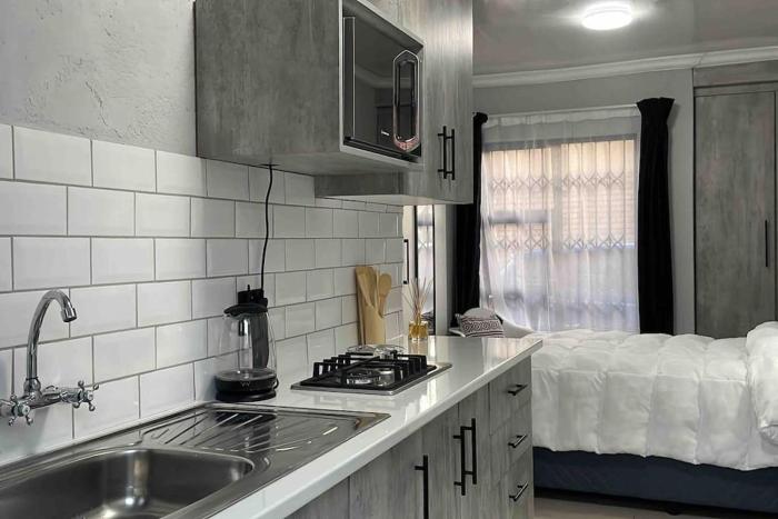 Studios at Monarch Inn