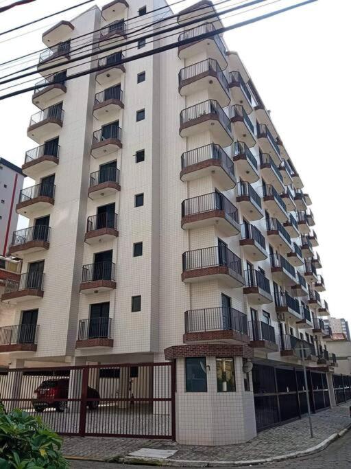 Apto Pé na areia com vista mar!