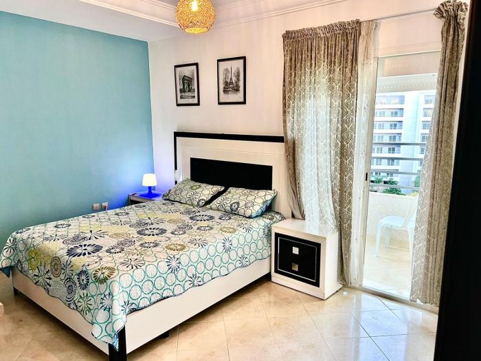Super appartement en plein corniche de Tanger